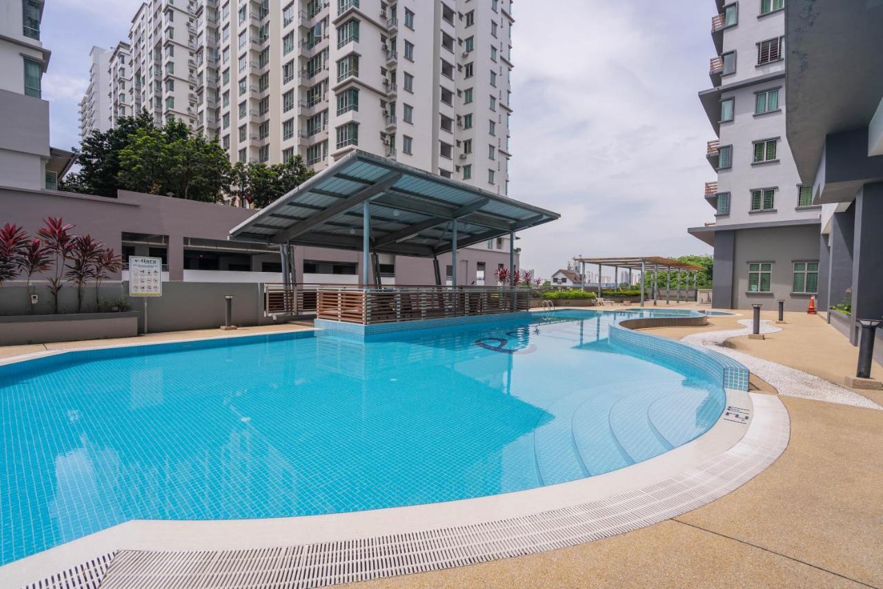 Cozy 2-Bedroom For 4 Pax With Pool - Subang Jaya Exterior photo